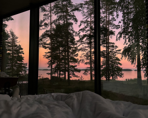 ÖÖD at Versso - Sunset view from bed