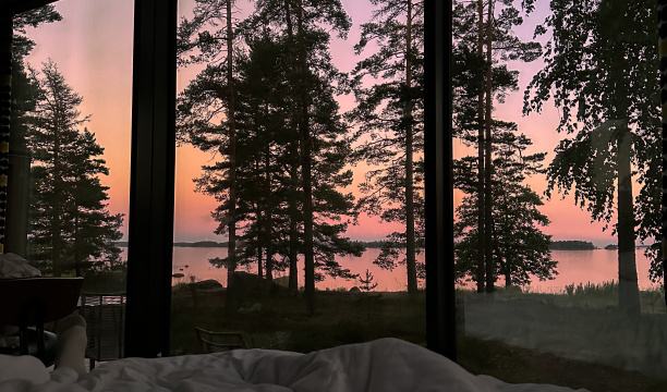 ÖÖD at Versso - Sunset view from bed